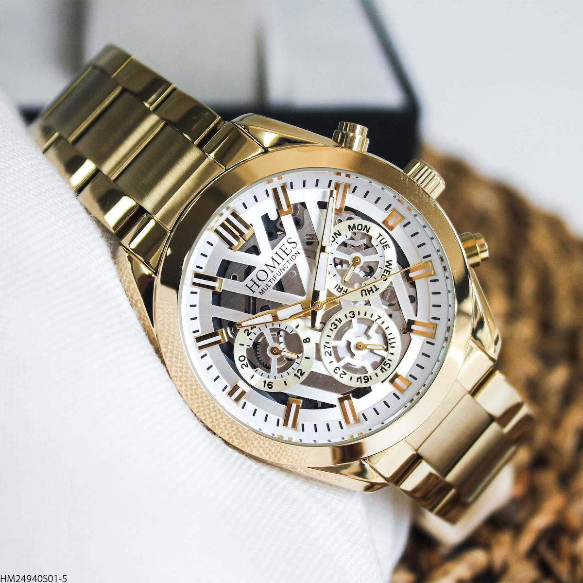 Homies HM24940S01-5 Pusulalı Takvimli 45 mm Altın Çelik Kordon Analog Erkek Kol Saati