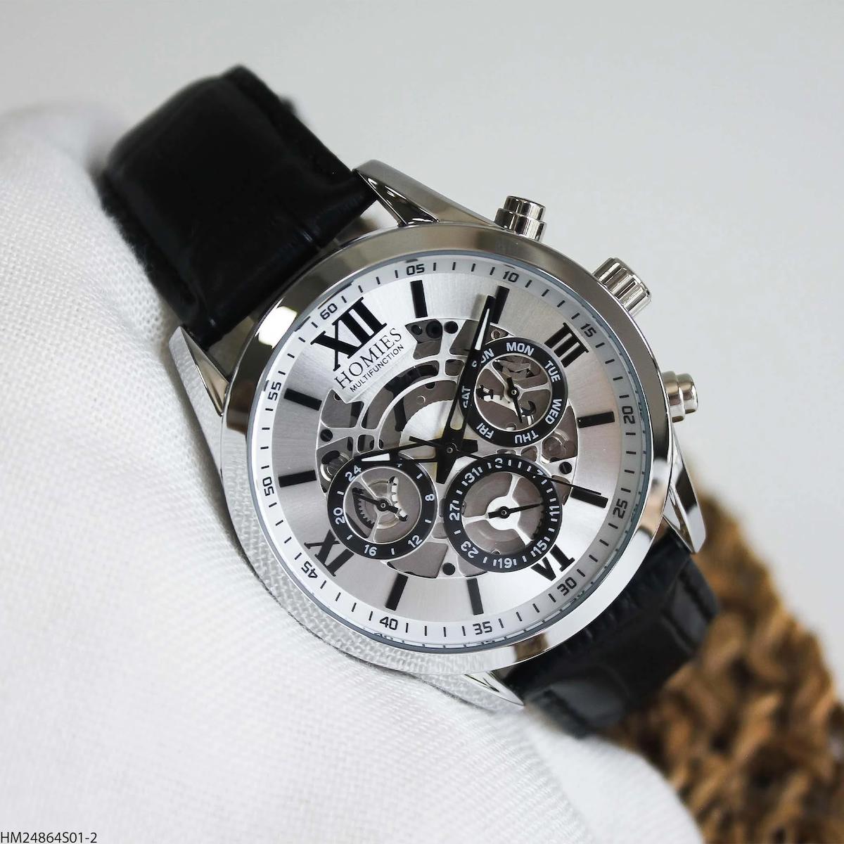 Homies HM24864S01-2 Pusulalı Takvimli 44 mm Siyah Deri Kordon Analog Erkek Kol Saati