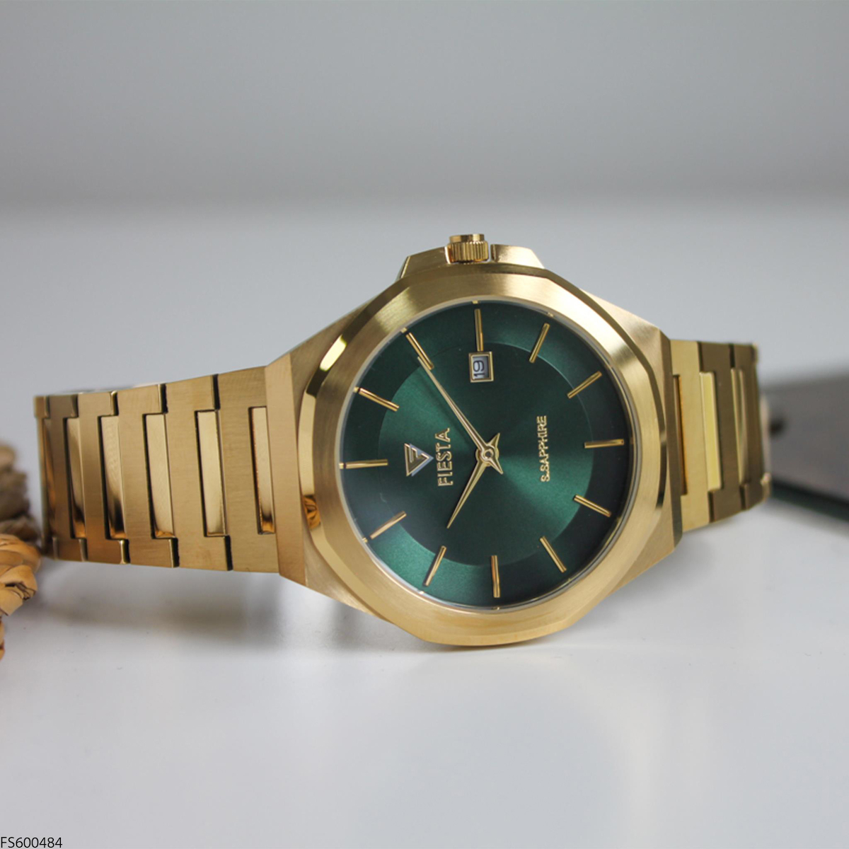 Fiesta FS600484 Takvimli 42 mm Altın Çelik Kordon Analog Erkek Kol Saati