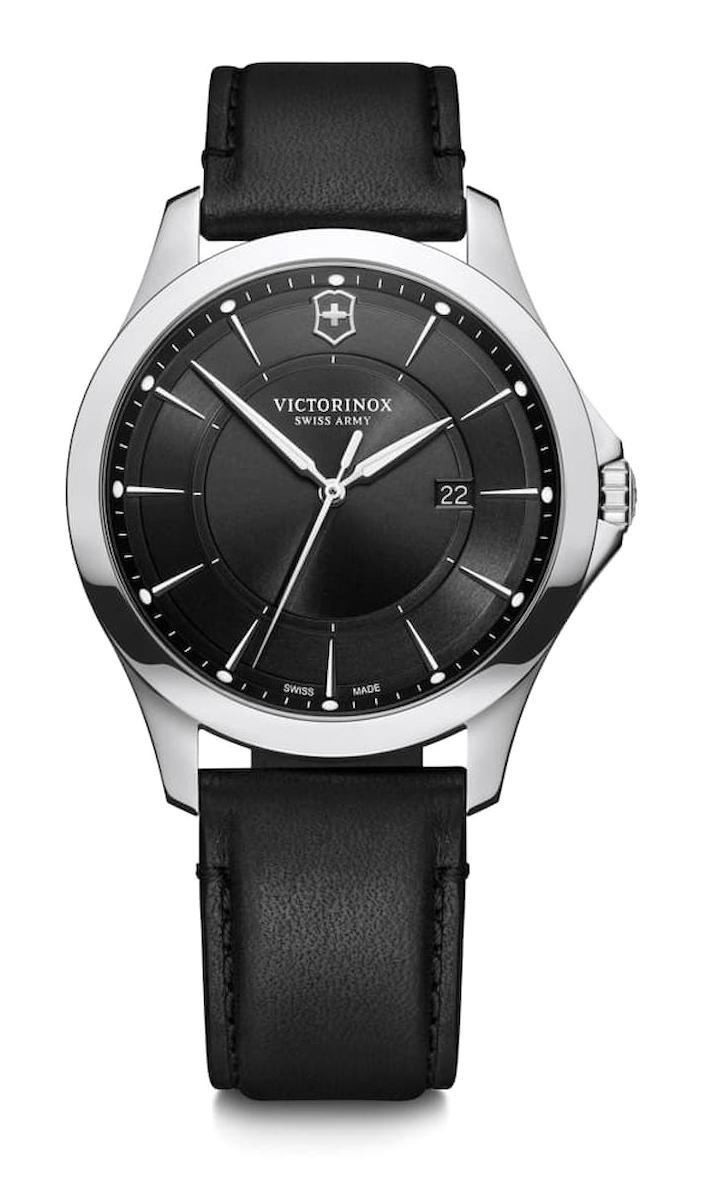 Victorinox Swiss Army 241904 Pusulalı Takvimli 40 mm Siyah Deri Kordon Analog Kol Saati