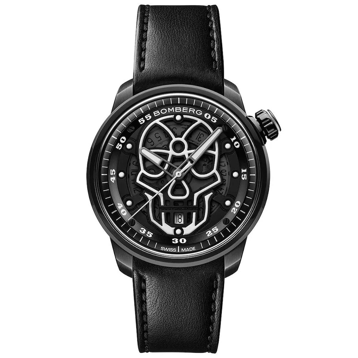 Bomberg BB-CT43APBA23311 Takvimli 43 mm Siyah Deri Kordon Analog Erkek Kol Saati