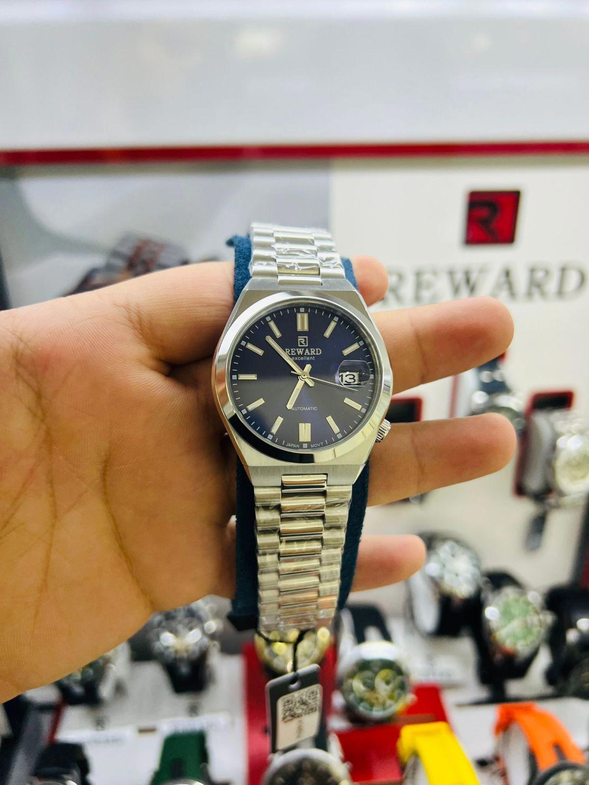 Reward NJ4568.88X.6 Su Geçirmez Takvimli 42 mm Çelik Kordon Analog Erkek Kol Saati