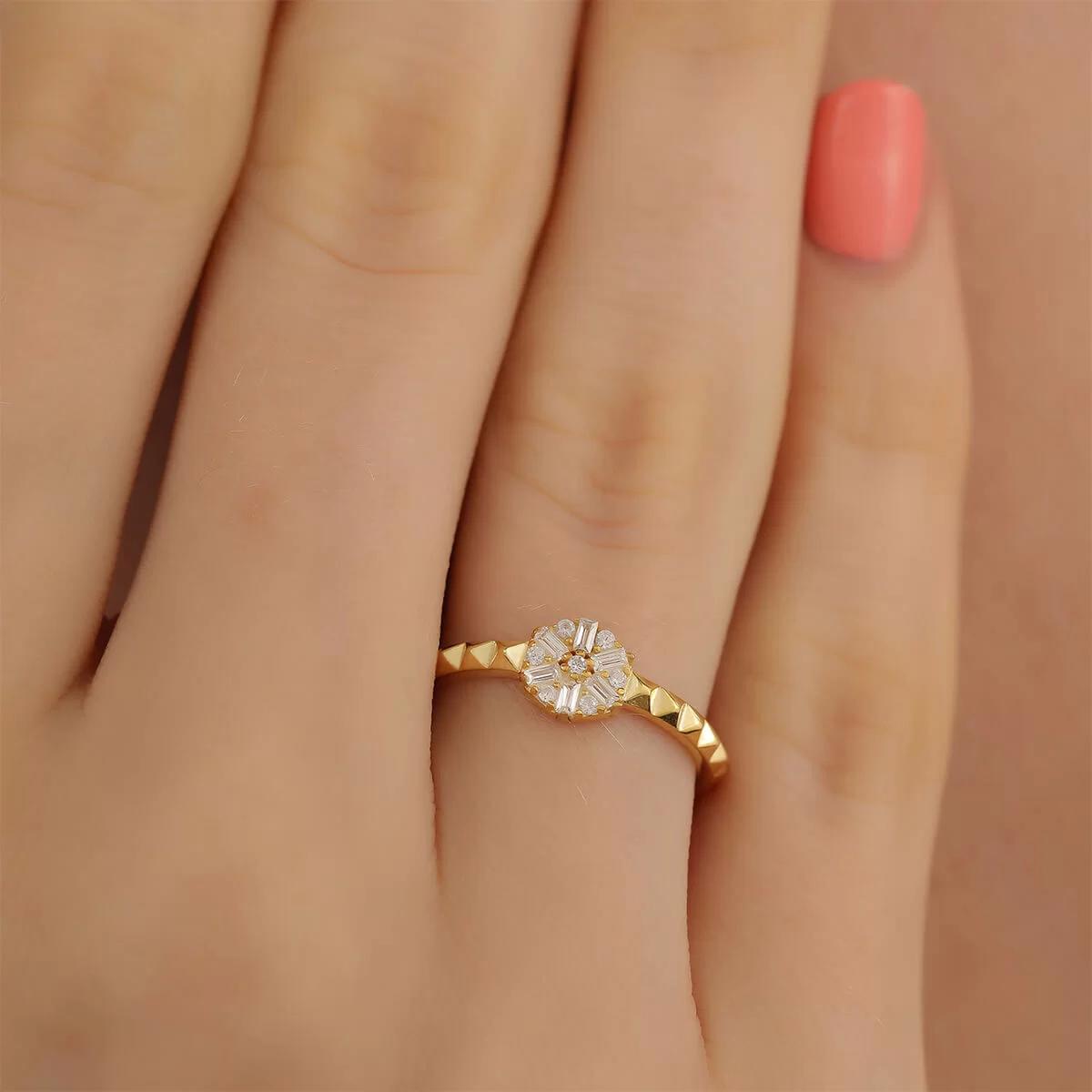 İpek Silver Zirkon Taşlı 925 Ayar Altın Yüzük