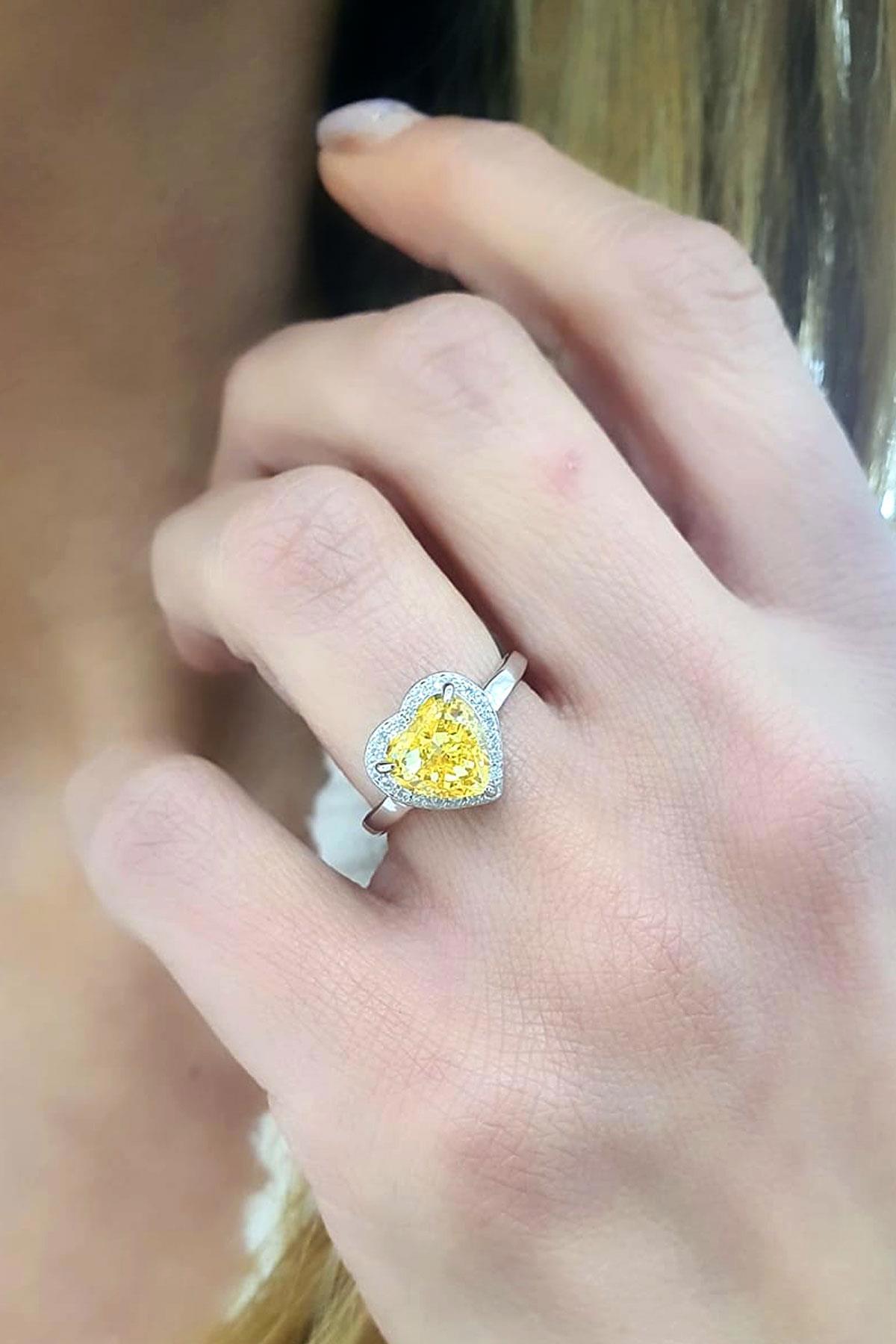 Oseshop Sarı Taşlı 925 Ayar Altın Yüzük