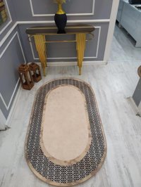 Doruklar Home Collection Krem 0.8 mm Mikropolyester Leke Tutmaz Yıkanabilir Orta Kaymaz Dikdörtgen Makine Dokuma Salon Halısı 130x190 cm