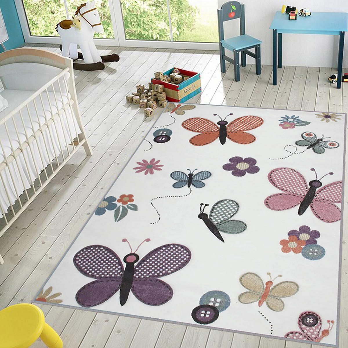 Rovigo Home RVG4042 Krem 8 mm Polyester Yıkanabilir Orta Kaymaz Dot Taban Dikdörtgen Makine Dokuma Çocuk Odası Halısı 200x290 cm