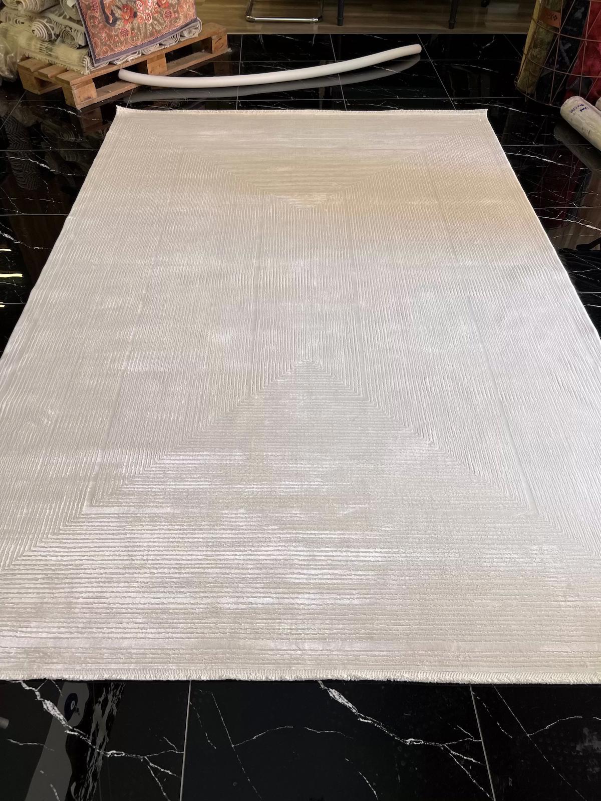Sanat Halı Gusto 3728 Ekru 7 mm Pamuk Antibakteriyel Yıkanabilir Kalın Kaymaz Lateks Taban Dikdörtgen Makine Dokuma Salon Halısı 150x233 cm