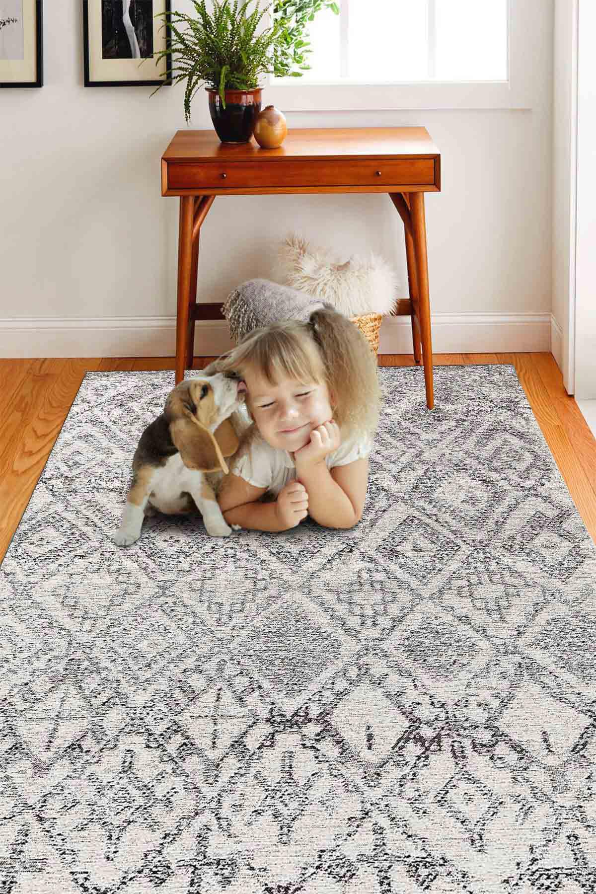 Latte Dizayn Blackshade Krem 0.5 mm Pamuk Antibakteriyel Yıkanabilir İnce Kaymaz Pamuk Taban Dikdörtgen Makine Dokuma Salon Halısı 50x80 cm