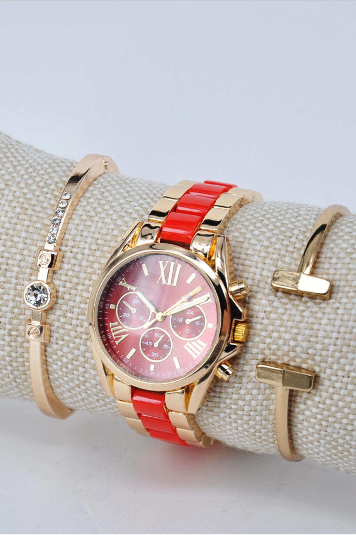 Sonsuzsaat SU-832 38 mm Altın-Kırmızı Metal Kordon Analog Kadın Kol Saati