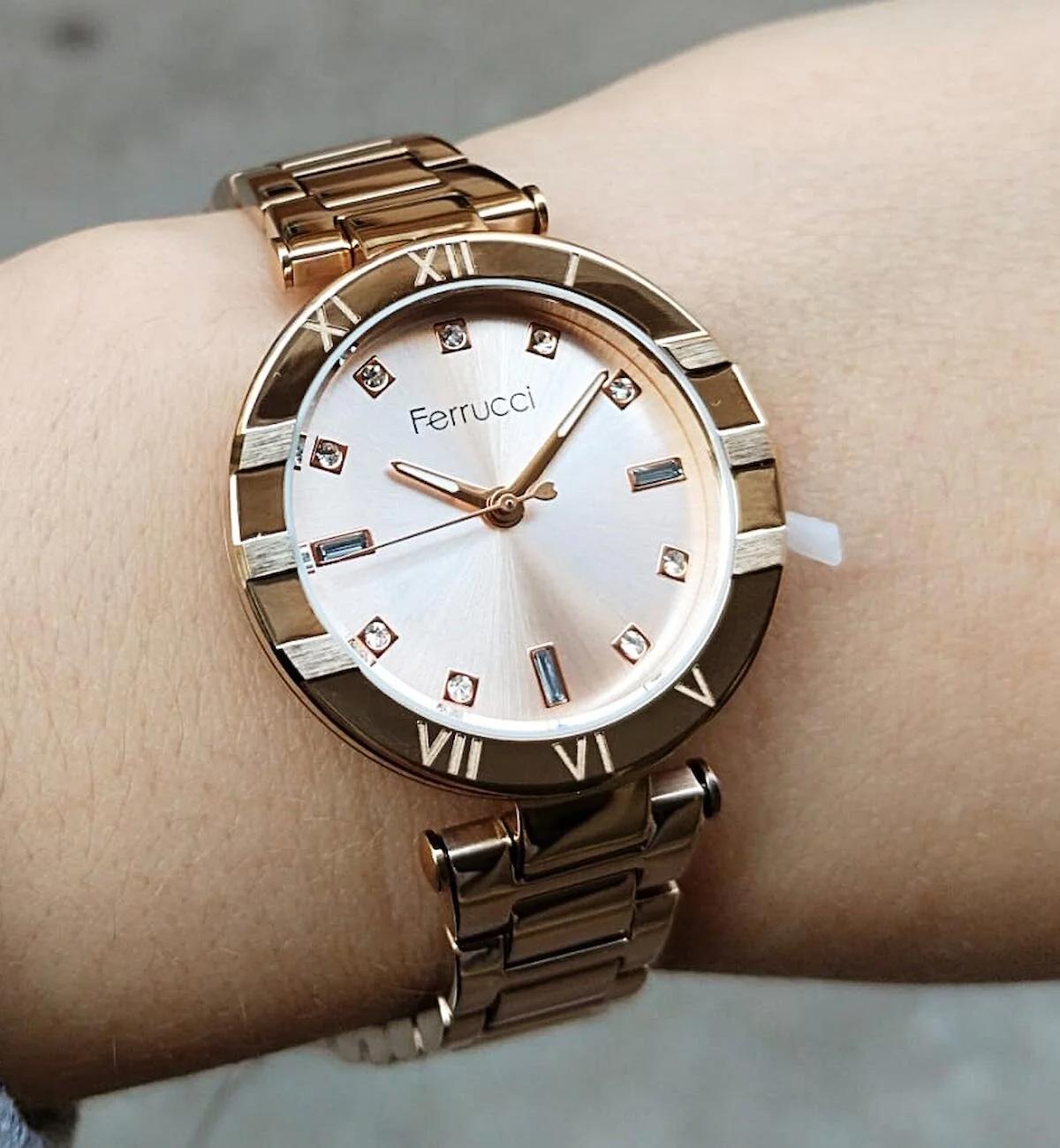 Ferrucci 33 mm Altın Çelik Kordon Analog Kadın Kol Saati