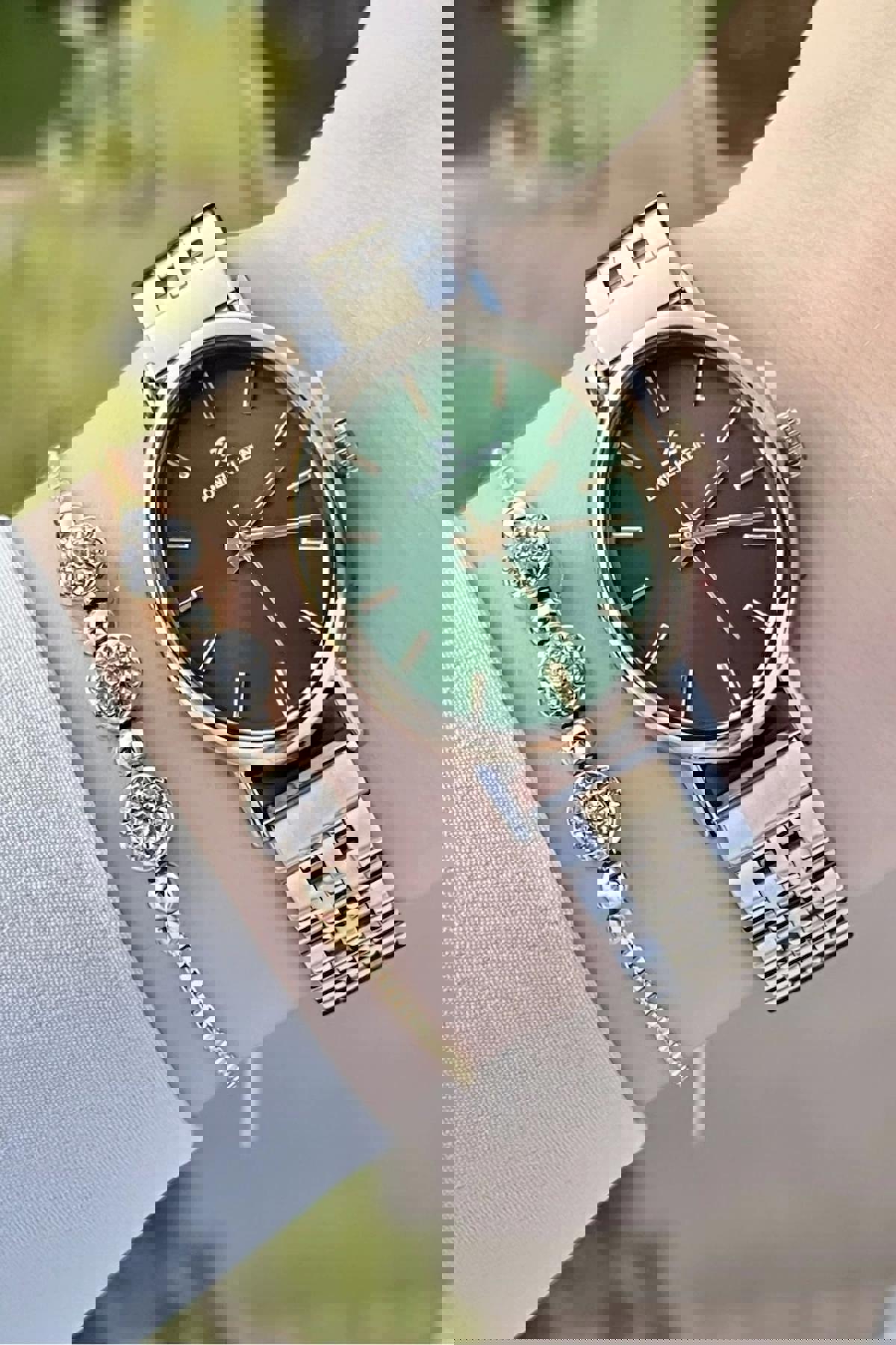 Daniel Klein DKISTE1193 31-35 mm Altın-Gri Çelik Kordon Analog Kadın Kol Saati