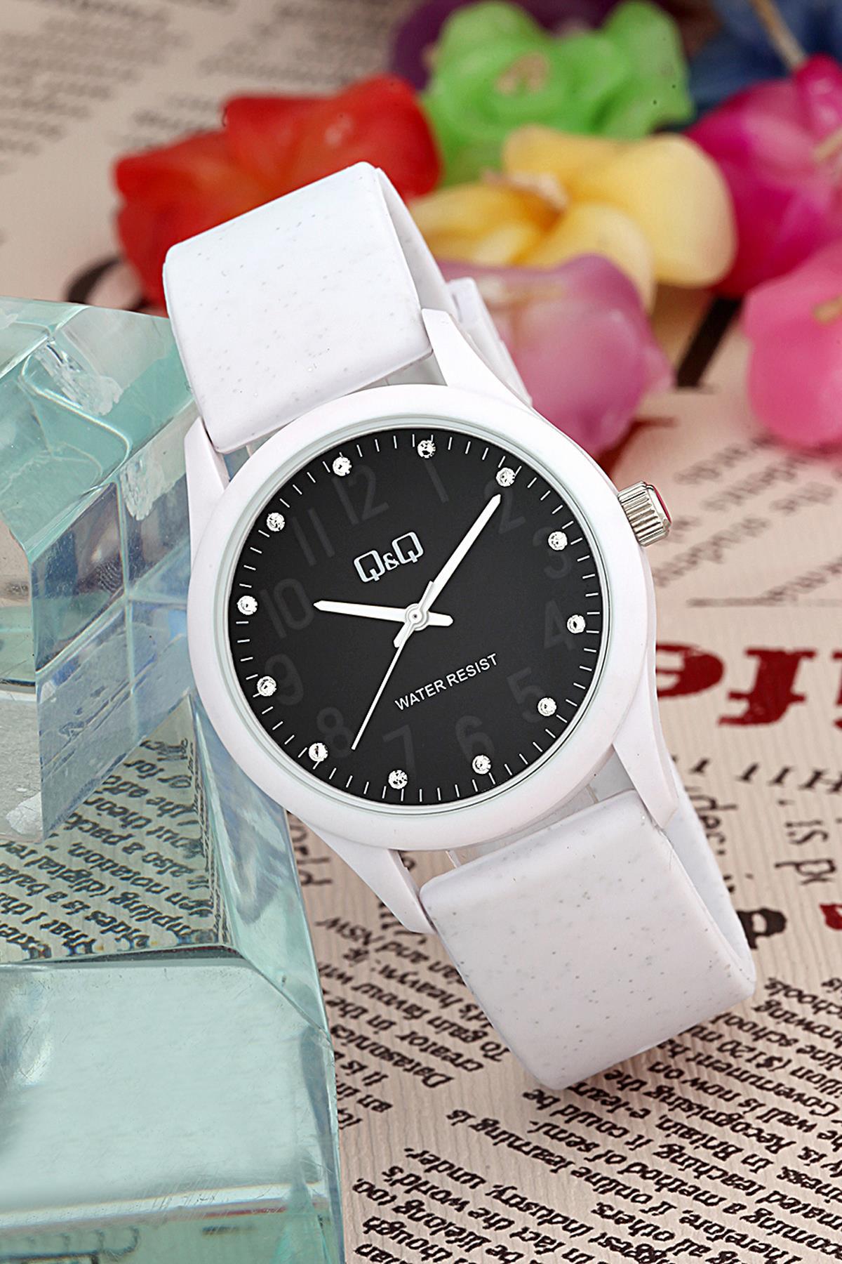 Q&Q 3B700 36 mm Beyaz Silikon Kordon Analog Kadın Kol Saati