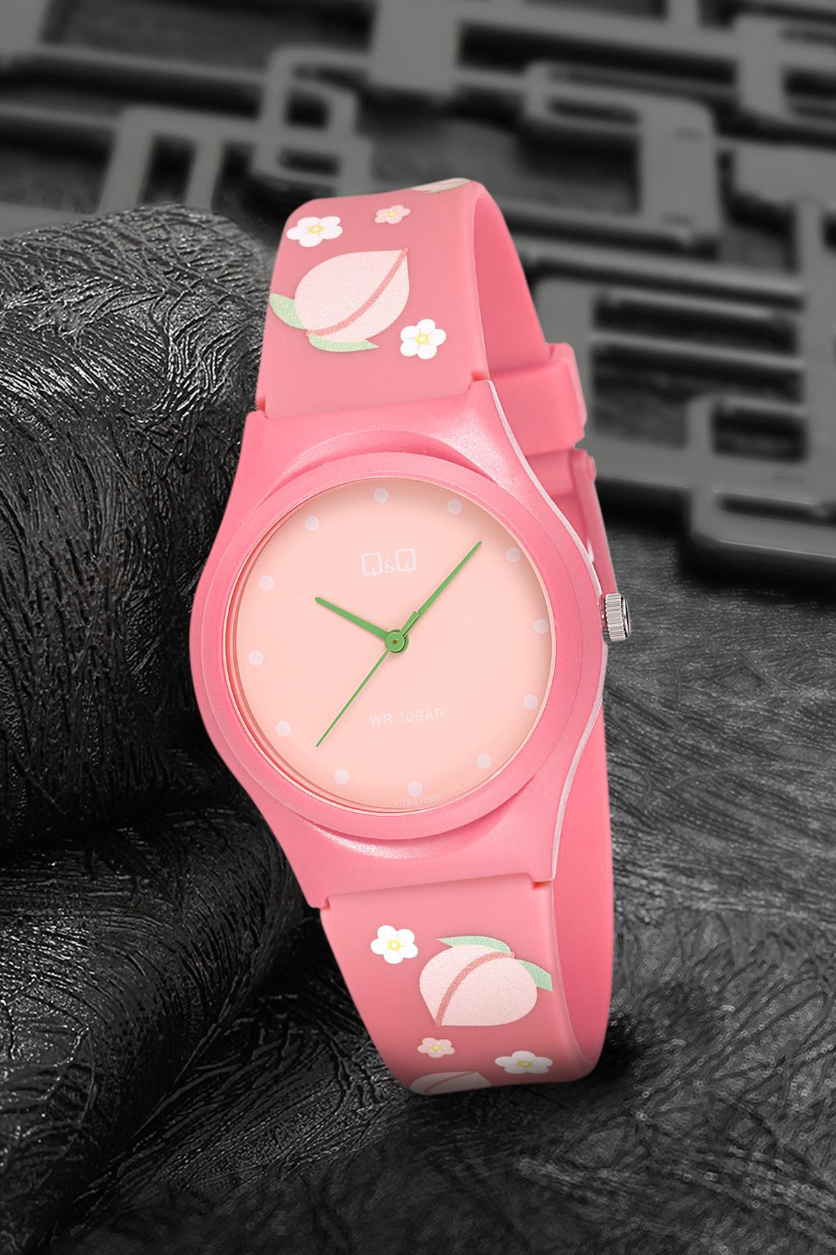Q&Q 3P681 36 mm Pembe Silikon Kordon Analog Kadın Kol Saati