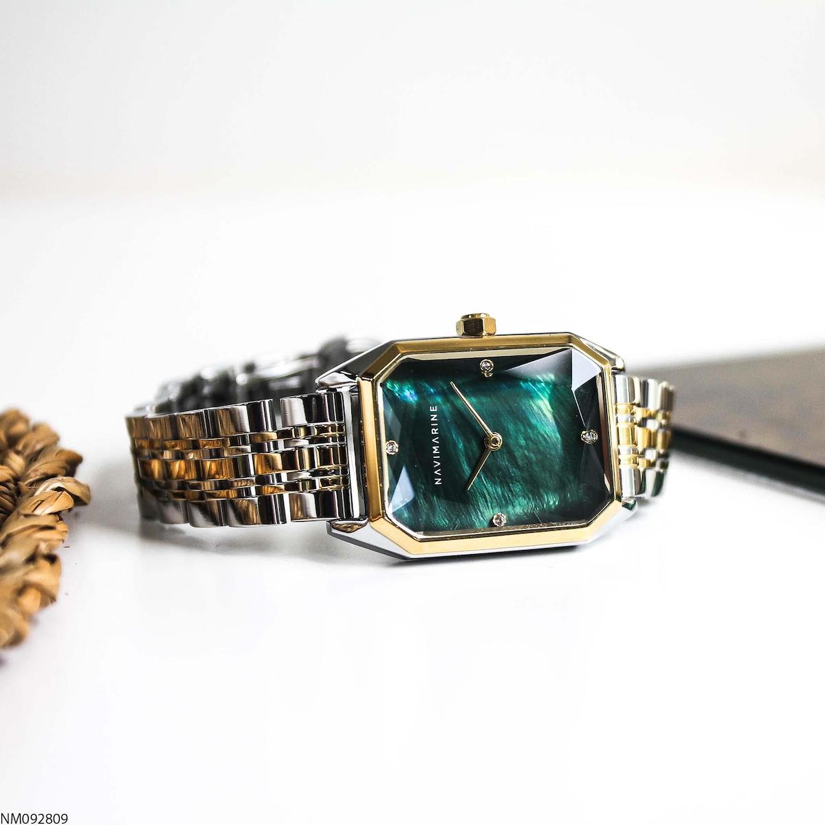 Navimarine NM092809 30 mm Altın-Gri Çelik Kordon Analog Kadın Kol Saati