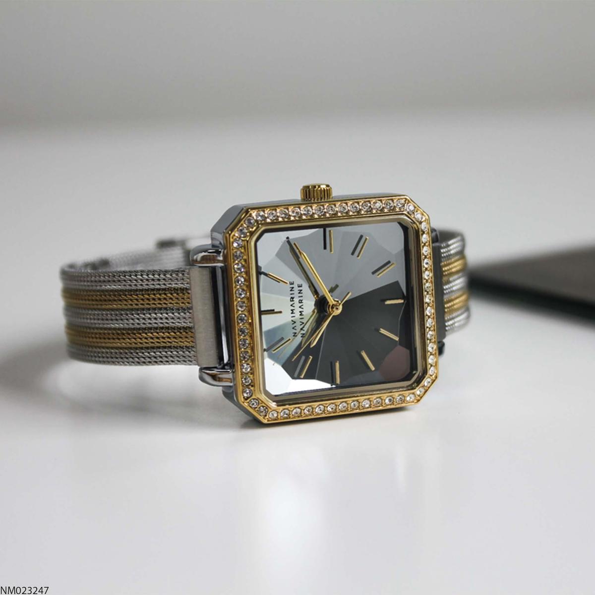 Navimarine NM023247 35 mm Altın-Gri Çelik Kordon Analog Kadın Kol Saati