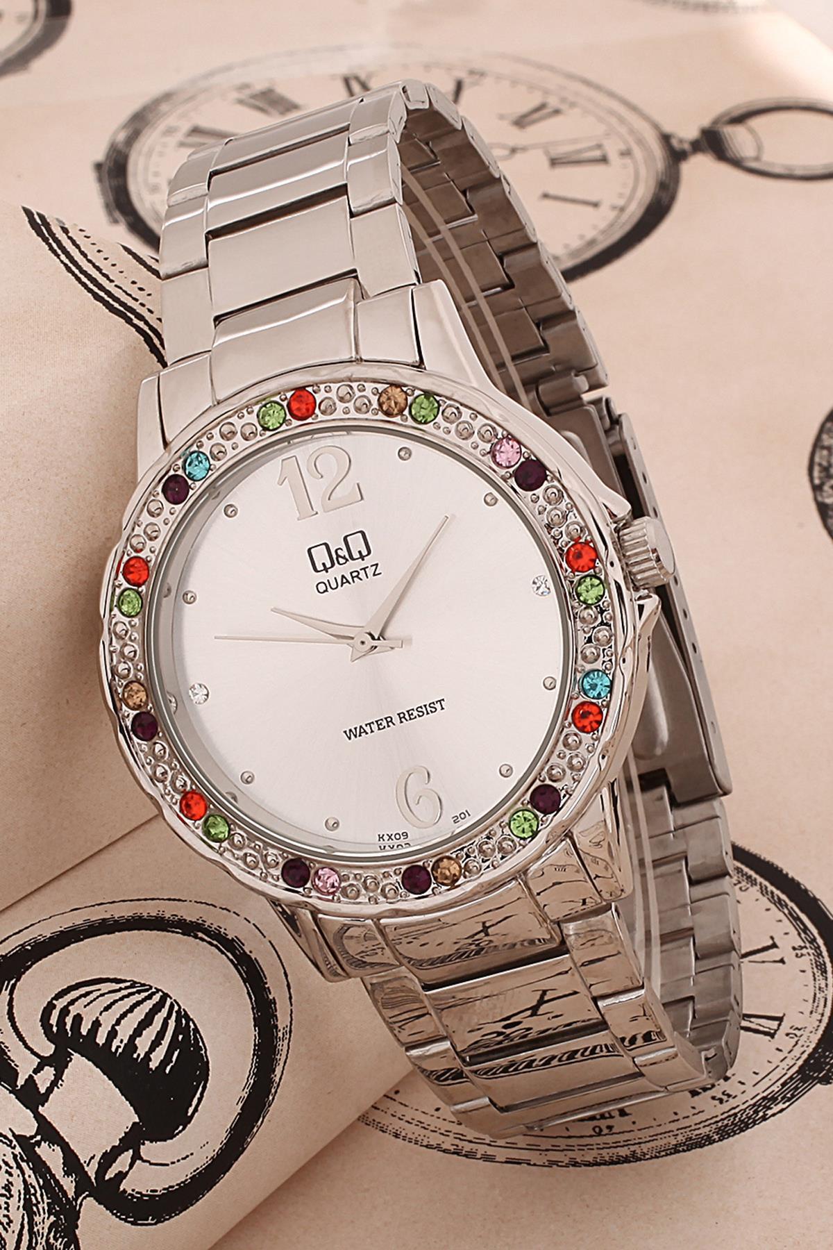 Q&Q 3G552 36 mm Gri Metal Kordon Analog Kadın Kol Saati