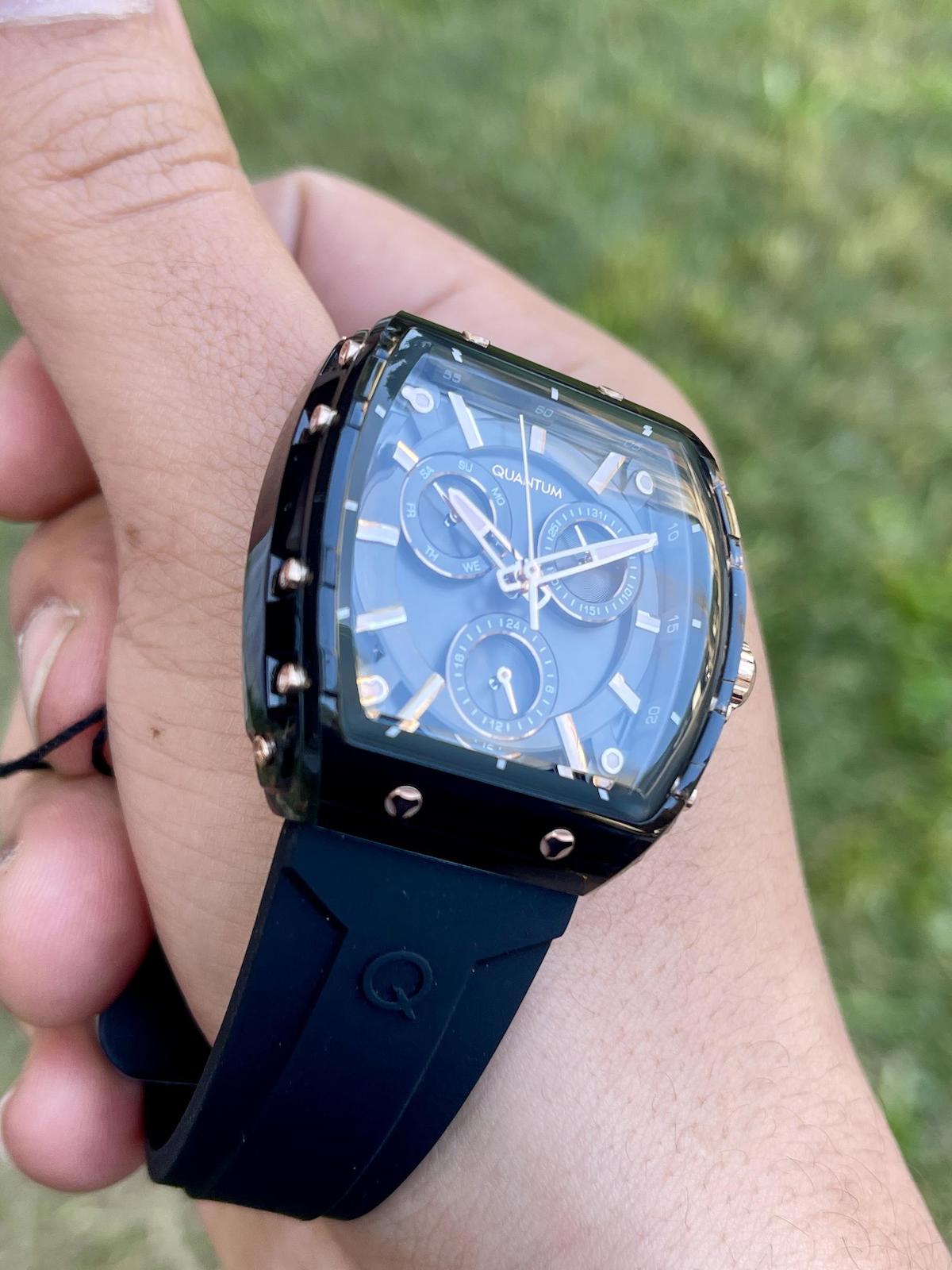 Quantum IML1110.651 Takvimli 37 mm Lacivert Silikon Kordon Analog Kadın Kol Saati