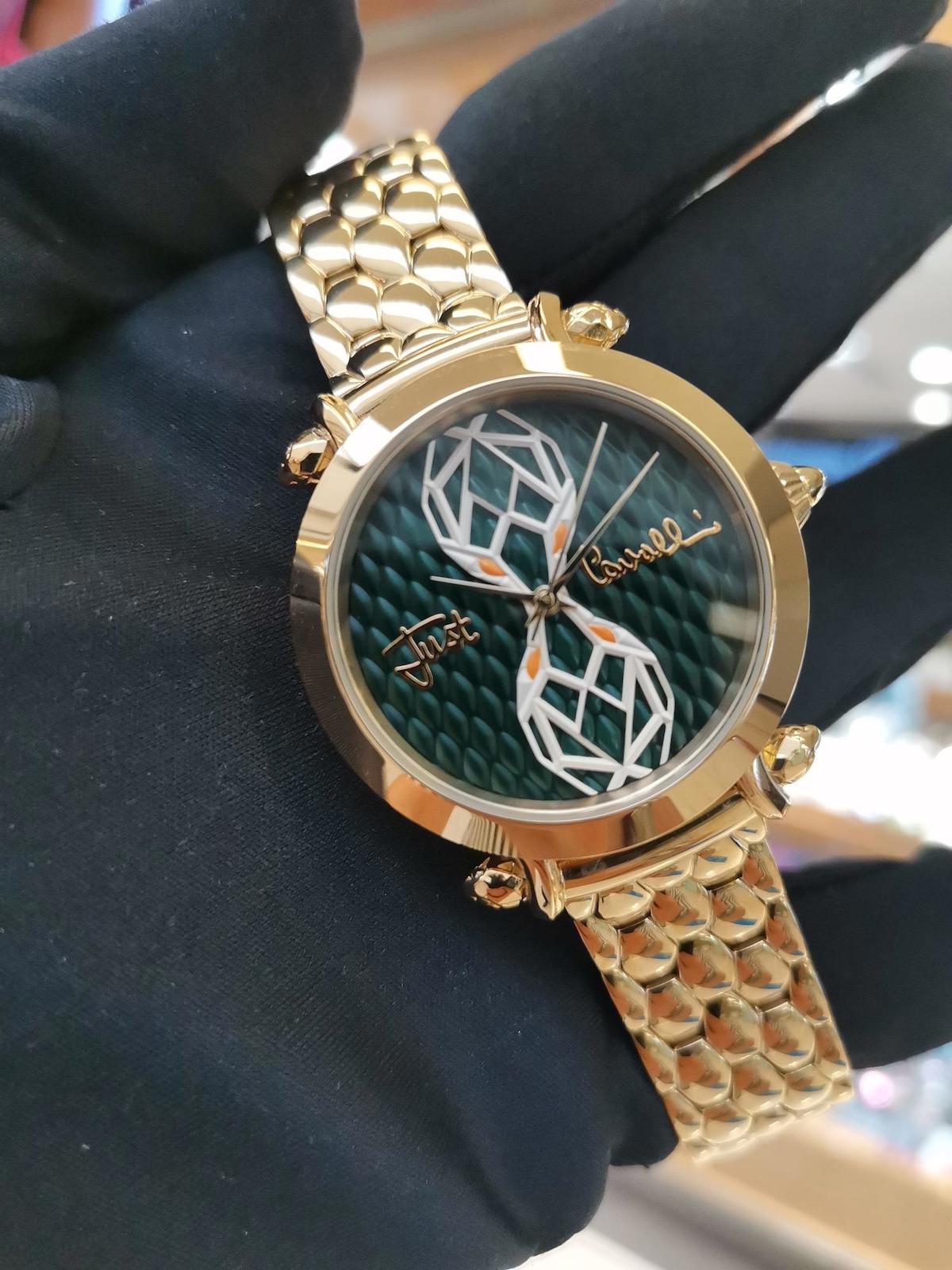 Just Cavalli 36 mm Altın Çelik Kordon Analog Kadın Kol Saati