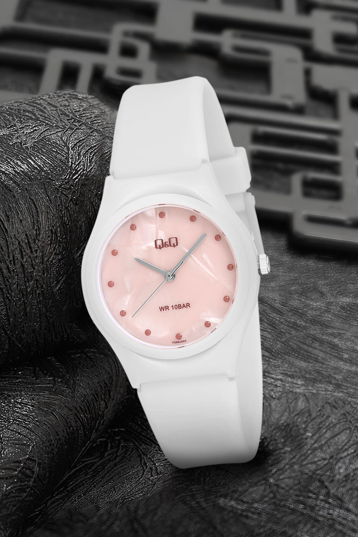 Q&Q 3P673 36 mm Beyaz Silikon Kordon Analog Kadın Kol Saati