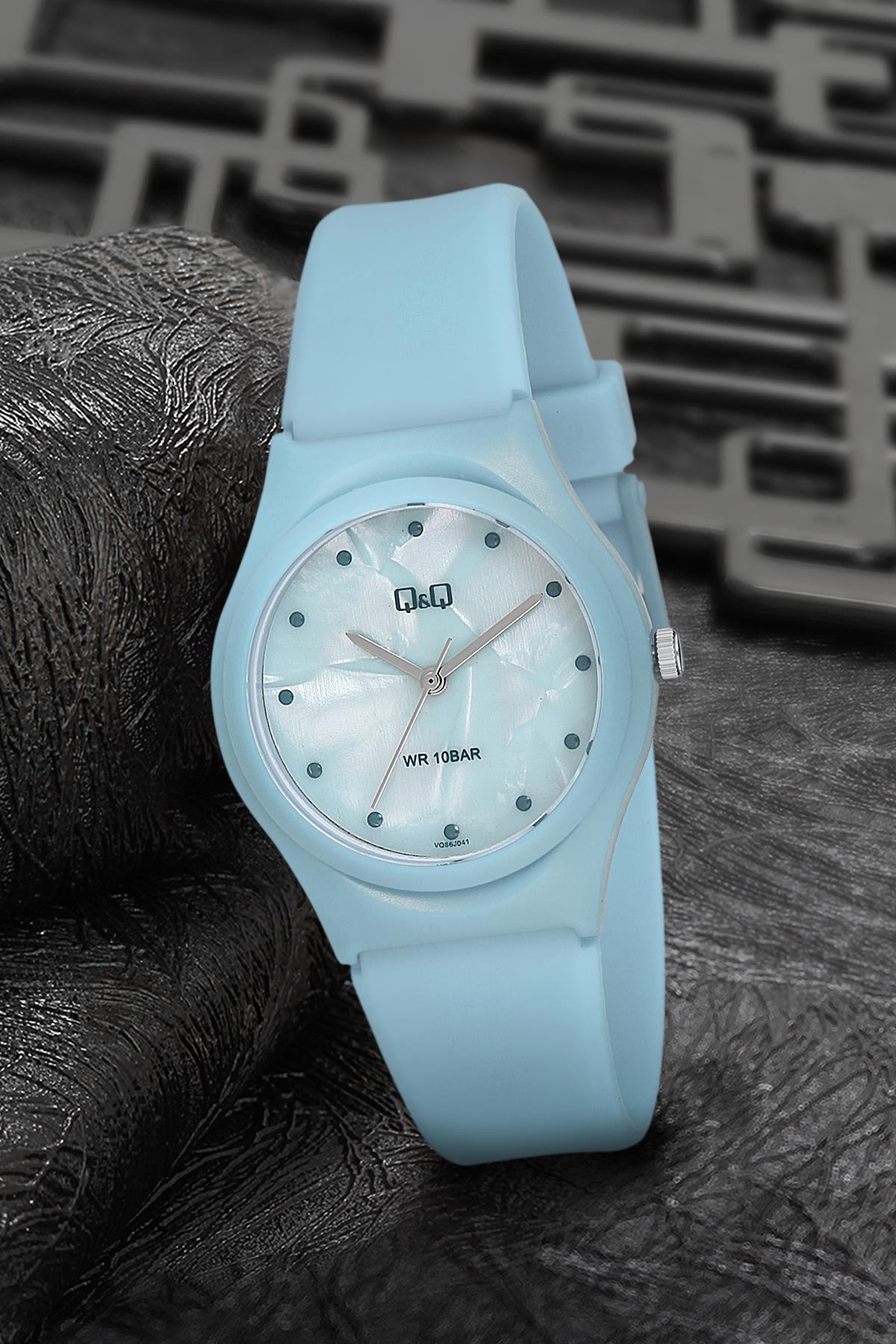 Q&Q 3P670 36 mm Mavi Silikon Kordon Analog Kadın Kol Saati