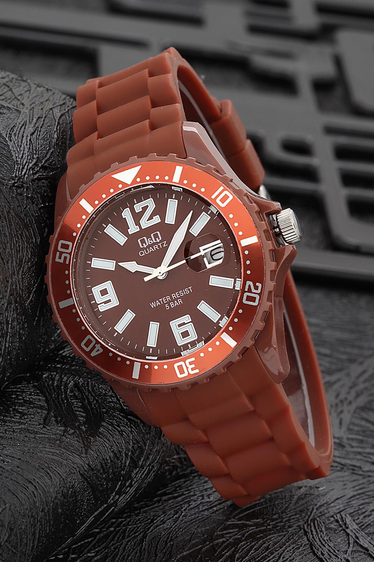 Q&Q 3B944 Takvimli 36 mm Kahverengi Silikon Kordon Analog Kadın Kol Saati