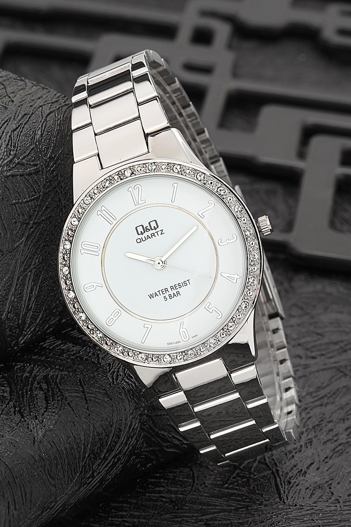 Q&Q 3G986 36 mm Gri Metal Kordon Analog Kadın Kol Saati
