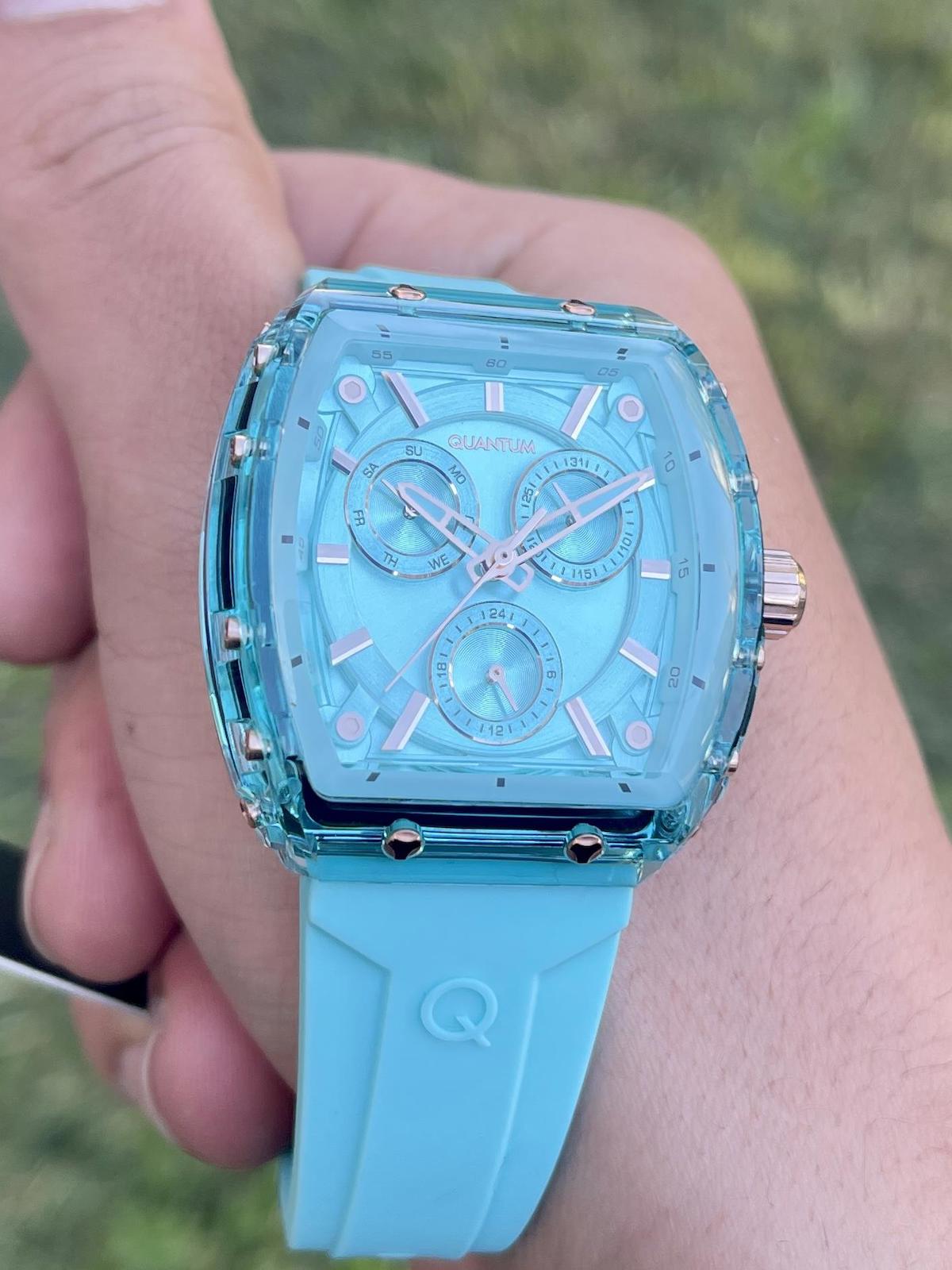 Quantum IML1110.907 Takvimli 37 mm Turkuaz Silikon Kordon Analog Kadın Kol Saati