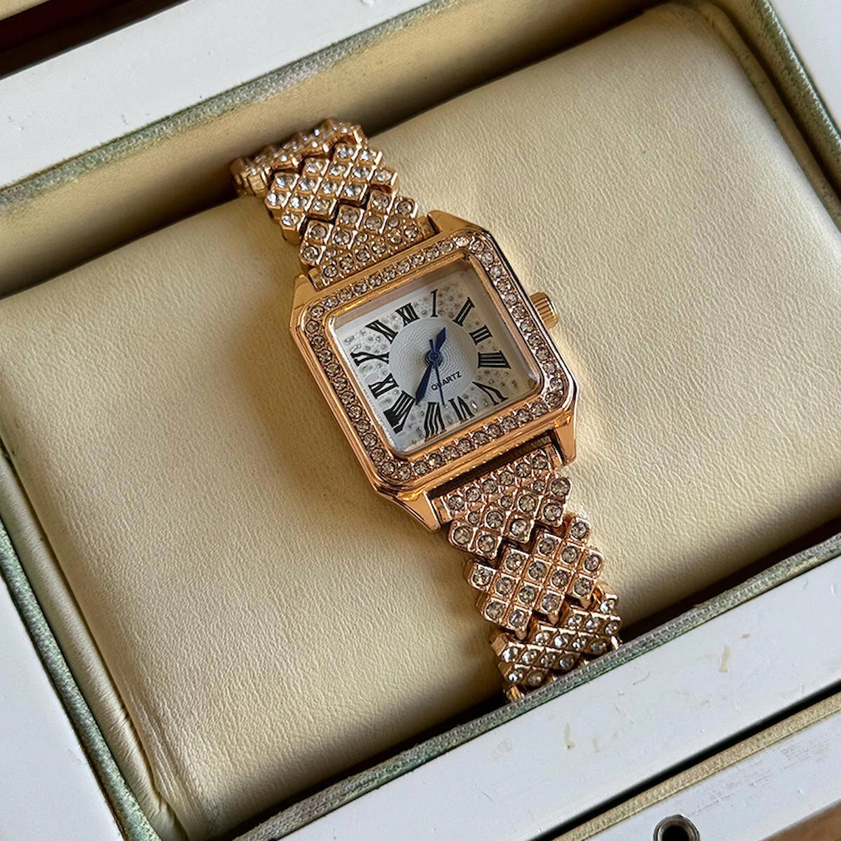 Spectrum 35 mm Altın-Gri Metal Kordon Analog Kadın Kol Saati