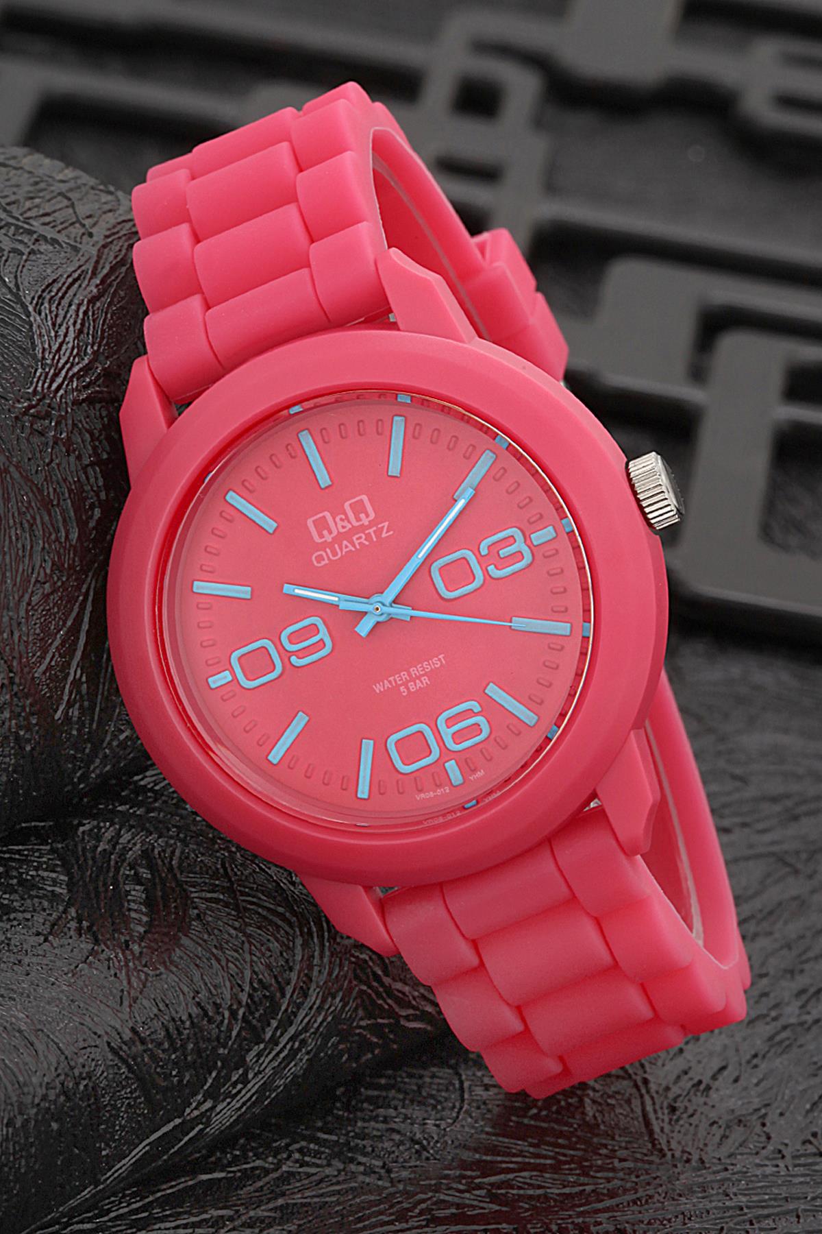 Q&Q 3B954 36 mm Pembe Silikon Kordon Analog Kadın Kol Saati