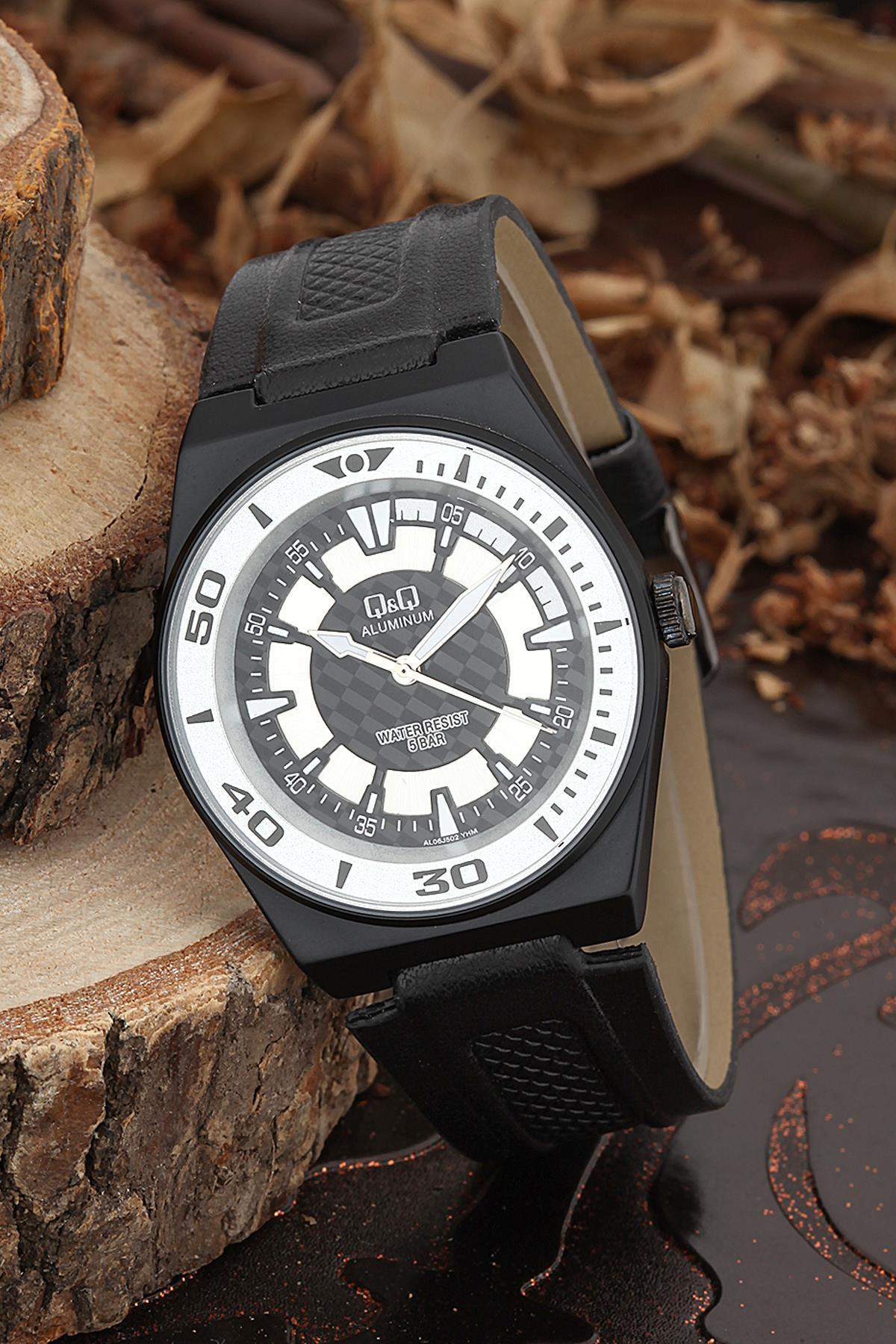 Q&Q 3B887 36 mm Siyah Deri Kordon Analog Kadın Kol Saati