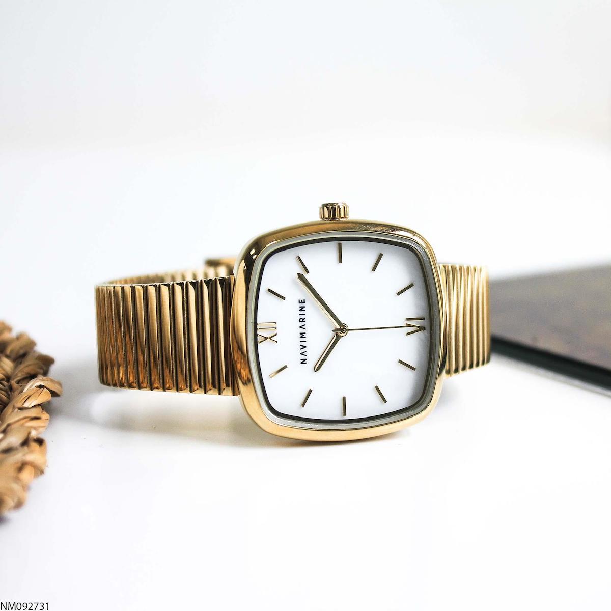 Navimarine NM092731 33 mm Altın Çelik Kordon Analog Kadın Kol Saati