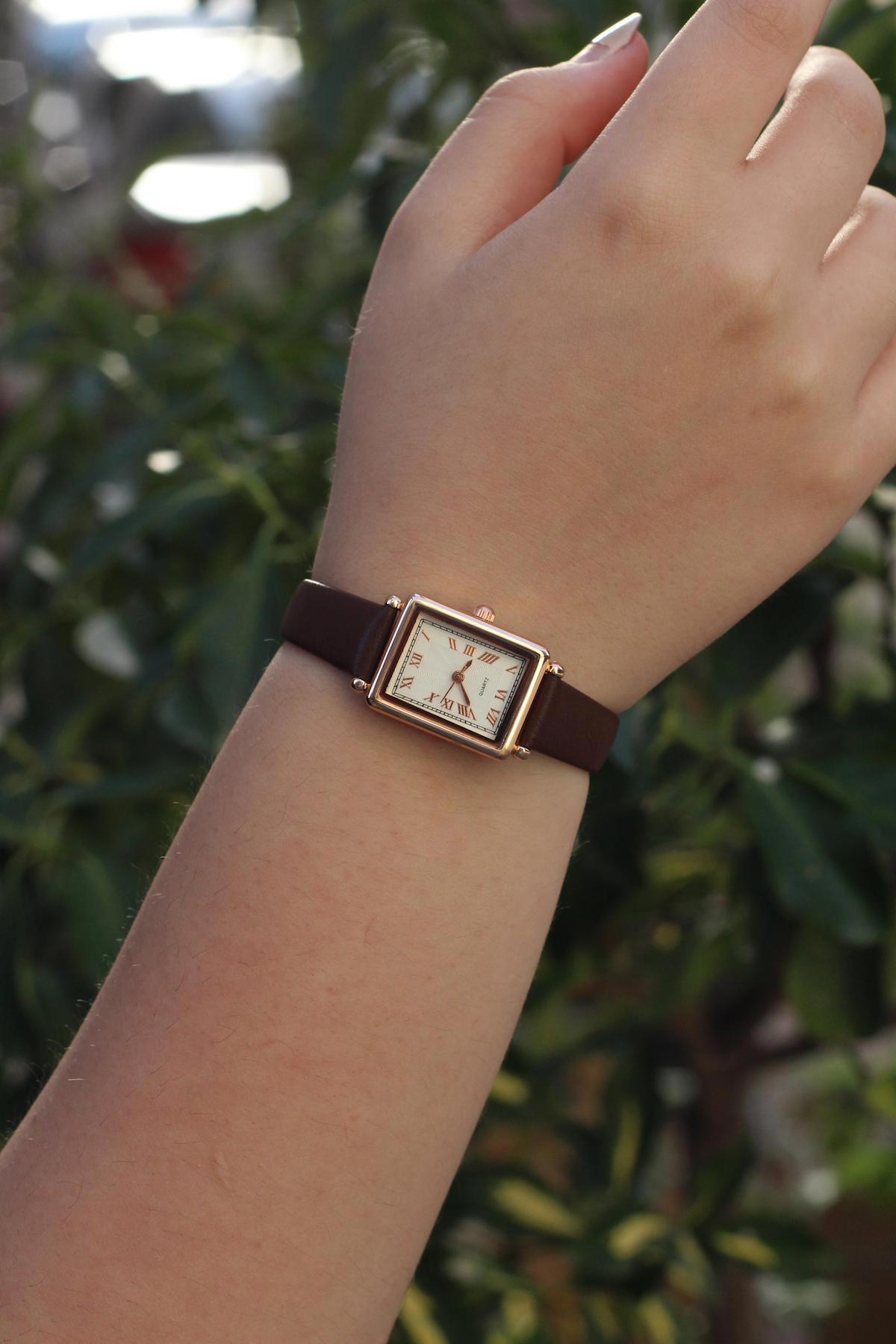 Laydi.Mo 28 mm Kahverengi Deri Kordon Analog Kadın Kol Saati