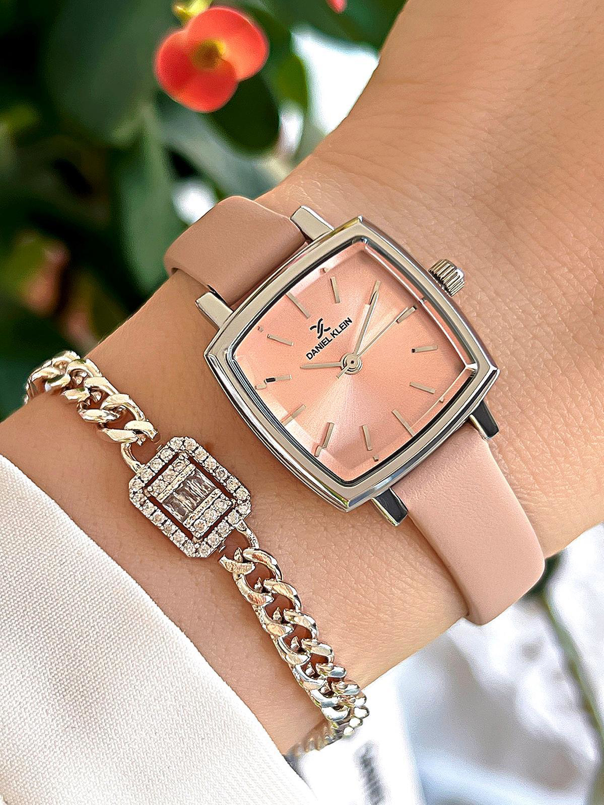 Daniel Klein DK.1.13727.6 28-32 mm Pembe Deri Kordon Analog Kadın Kol Saati