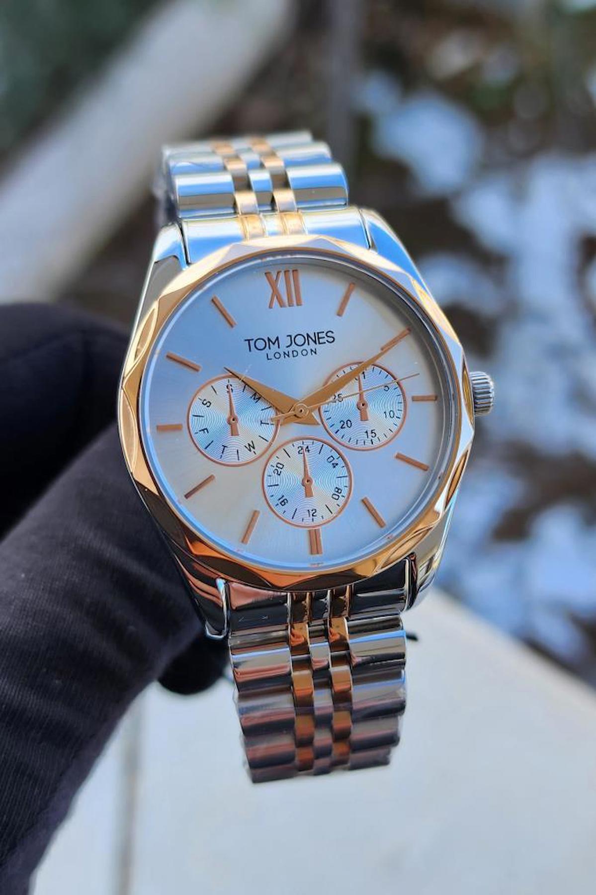 Tom Jones TJ.-2141-2 Takvimli 35 mm Altın Metal Kordon Analog Kadın Kol Saati