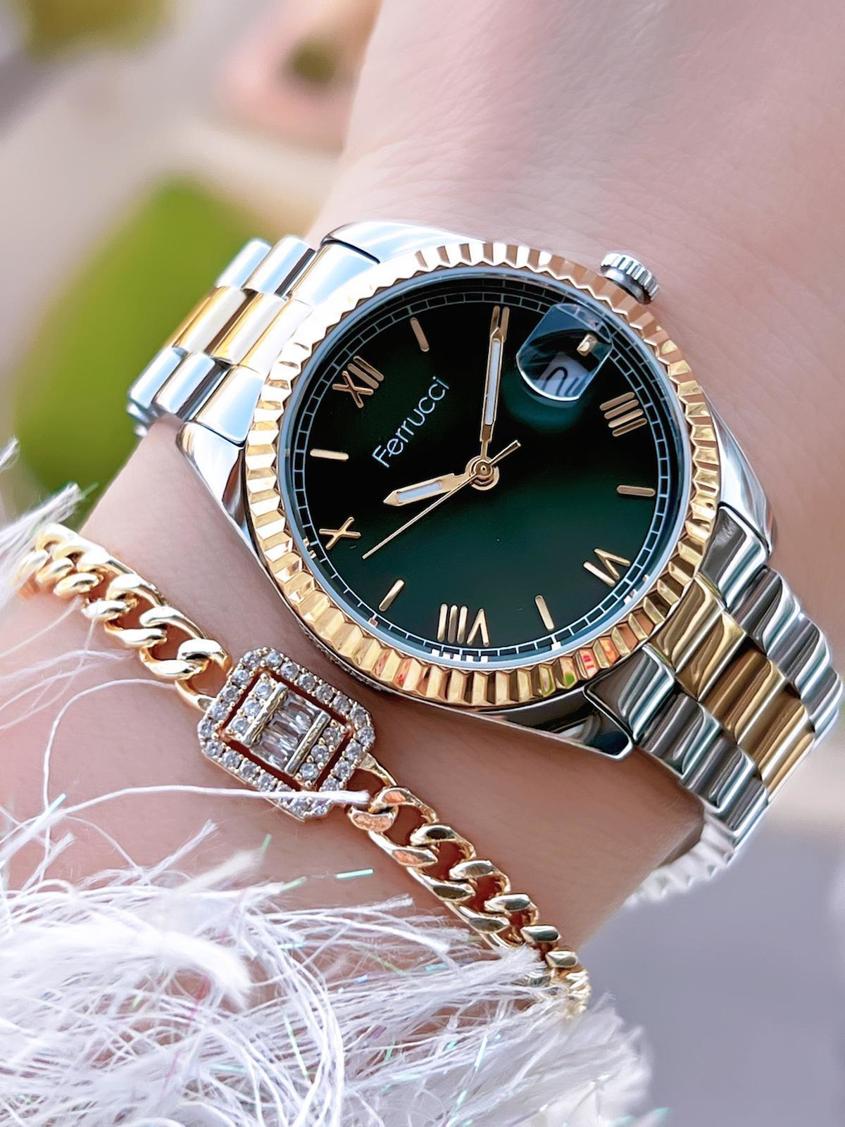 Ferrucci 30-32 mm Altın-Gri Çelik Kordon Analog Kadın Kol Saati