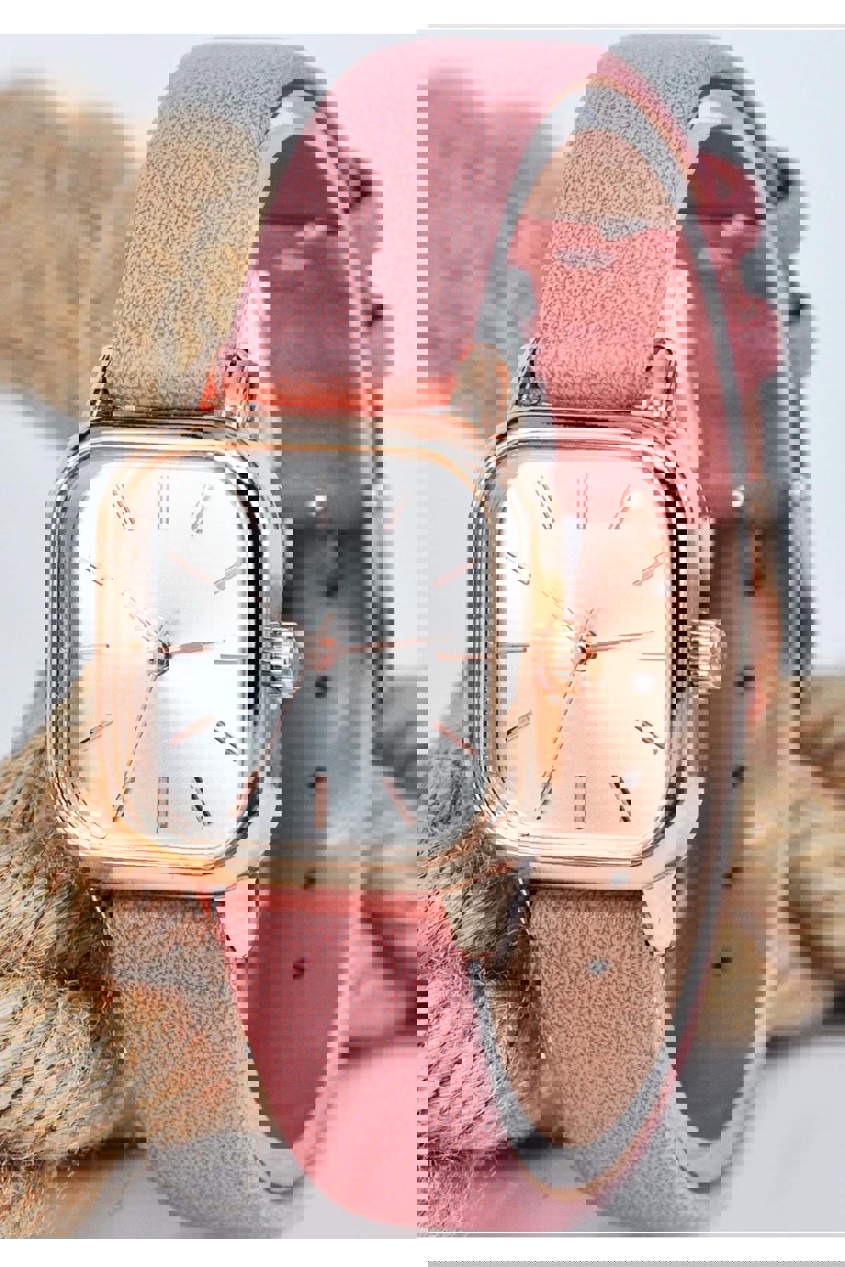 Sonsuzsaat 25 mm Pembe Deri Kordon Analog Kadın Kol Saati