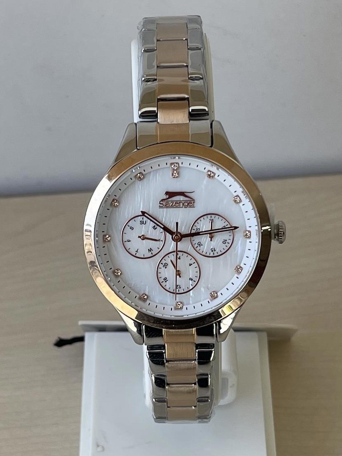 Slazenger Takvimli 31-35 mm Altın-Gri Çelik Kordon Analog Kadın Kol Saati