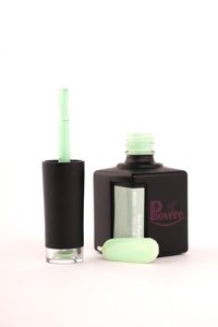 Piovere Mint D02 Yeşil Parlak Kalıcı Oje