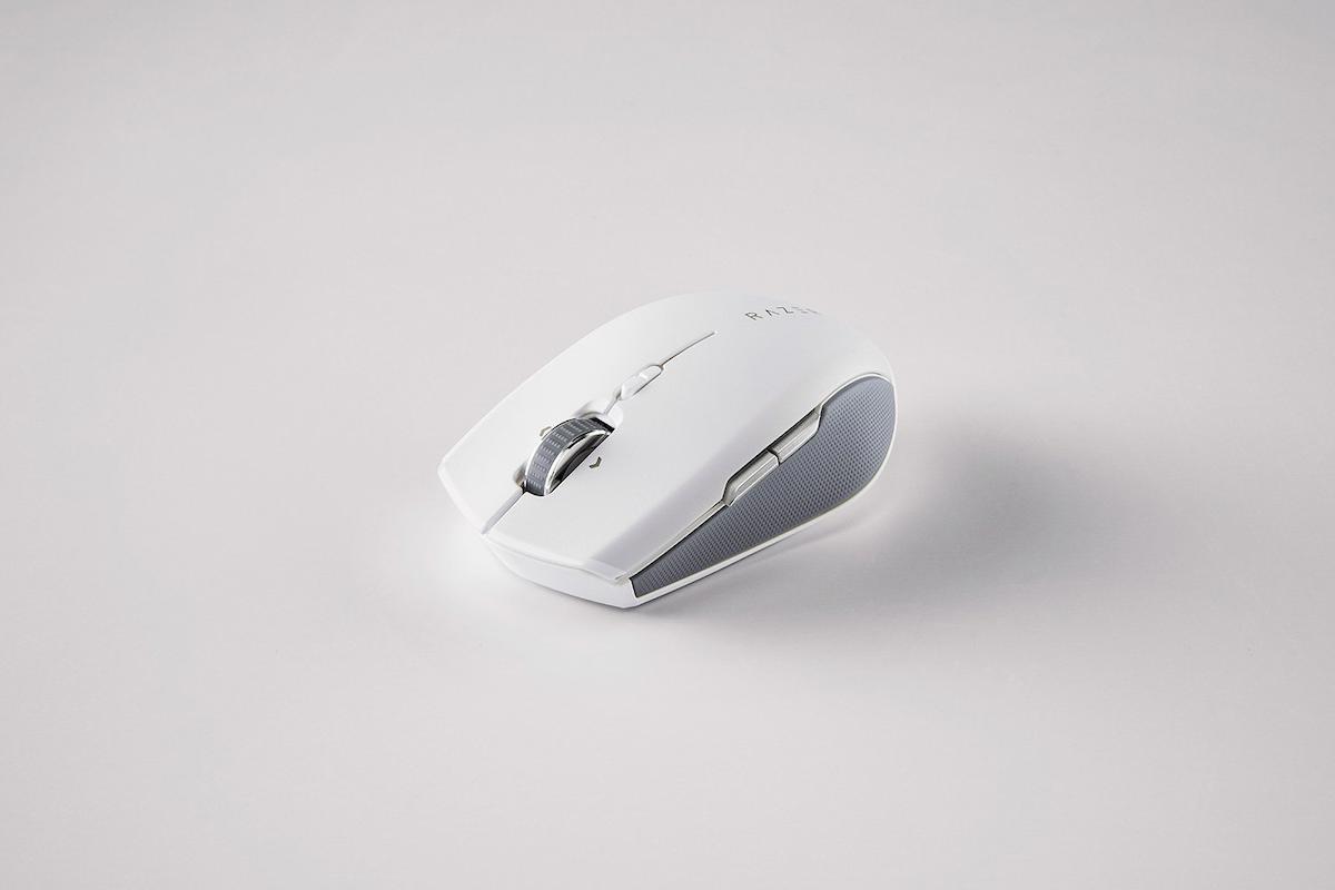 Razer Pro Click Makrolu Kablosuz Beyaz Optik Mouse