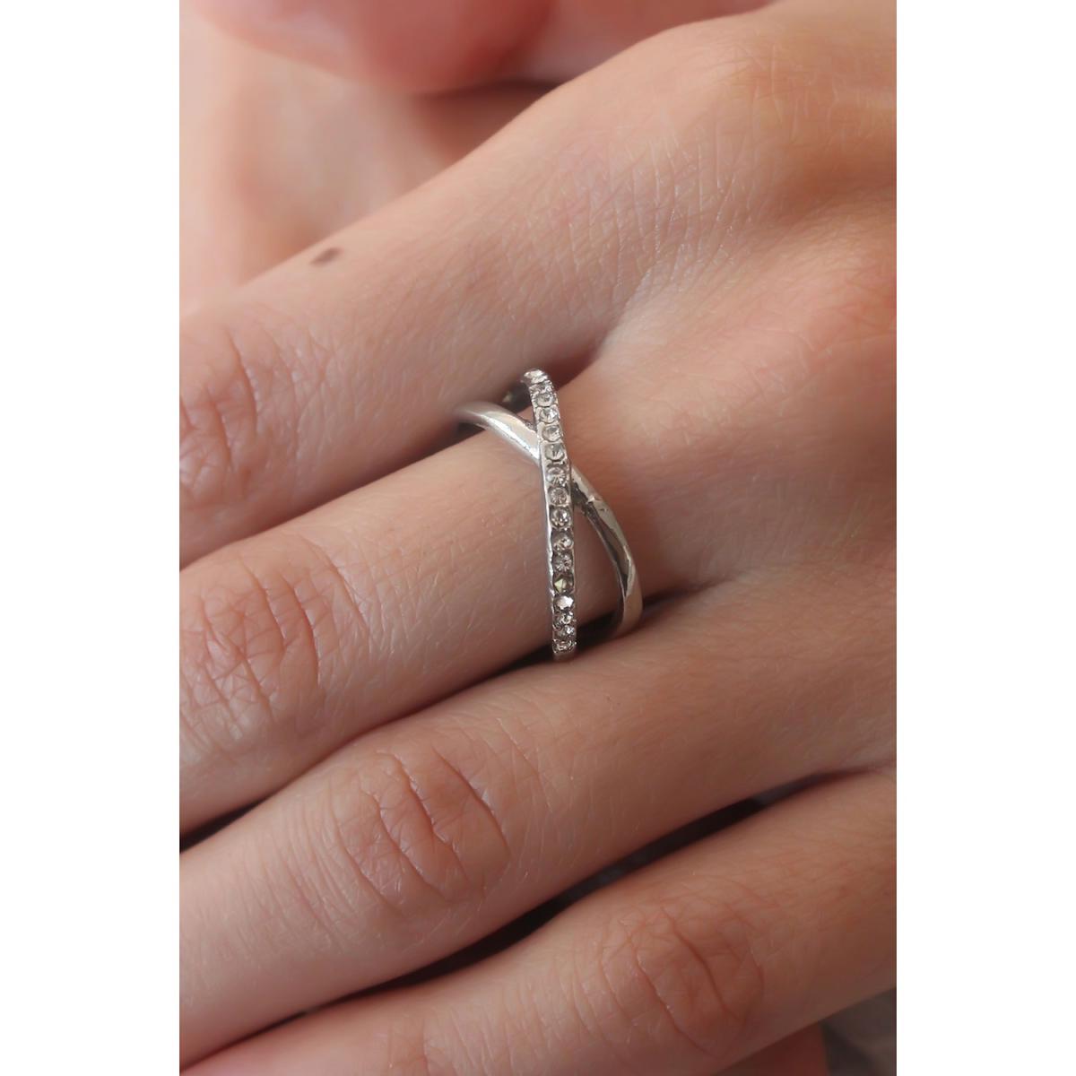 Ruby Beyaz Zirkon Taşlı Ayarlanabilir Tekli Metal Yüzük