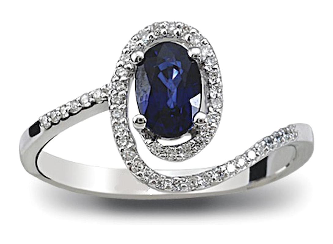 Harem Altın 0.73 Karat Oval Parlak Sertifikalı Beyaz-Mavi Pırlanta Yüzük