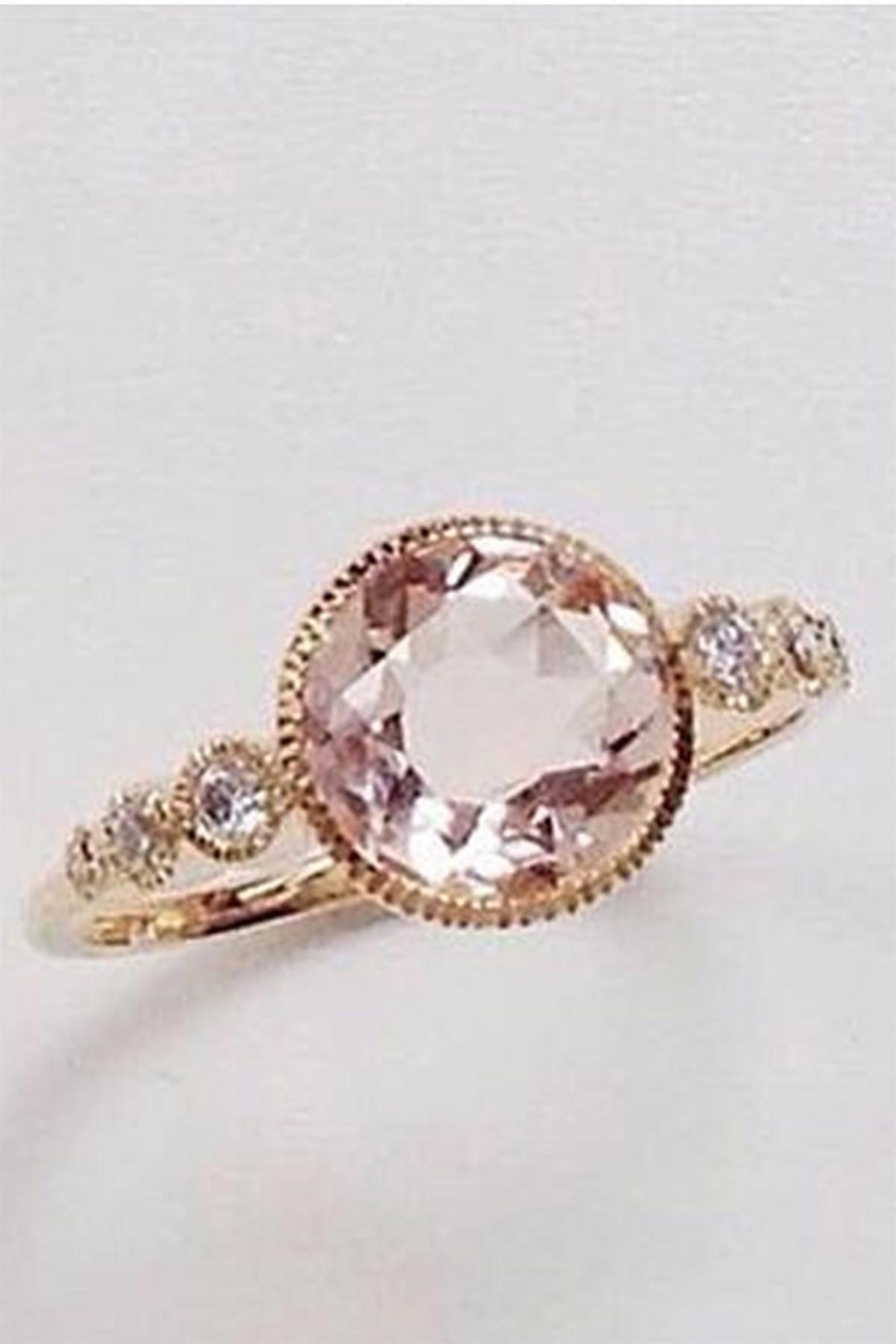 Cem Aykan Kuyumculuk Yuvarlak Parlak Sky Diamond Beyaz-Pembe Pırlanta Yüzük