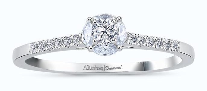 Altınbaş 0.14 Karat Yuvarlak Parlak Safir Taşlı Beyaz Pırlanta Yüzük