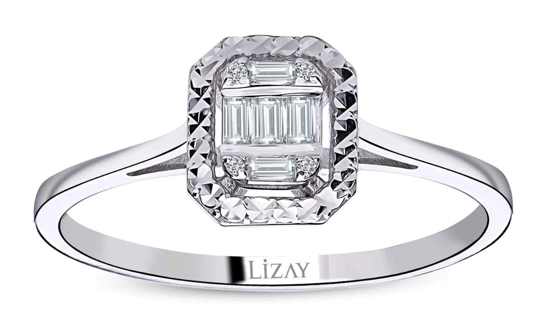 Lizay Pırlanta 0.09 Karat Baget Parlak Sertifikalı Beyaz Pırlanta Yüzük