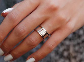Safir Kuyumculuk 0.18 Karat Baget Sertifikalı Sarı Pırlanta Yüzük
