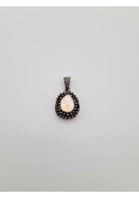 Allahverdi Türkmen 0.01-0.1 Karat Damla Kesim Beyaz Taşlı Gümüş Elmas Kolye 35 cm