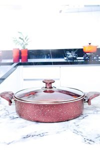 Bre Home Auro İndüksiyon Cam Kapaklı Döküm-Granit 24 cm Karnıyarık Tencere