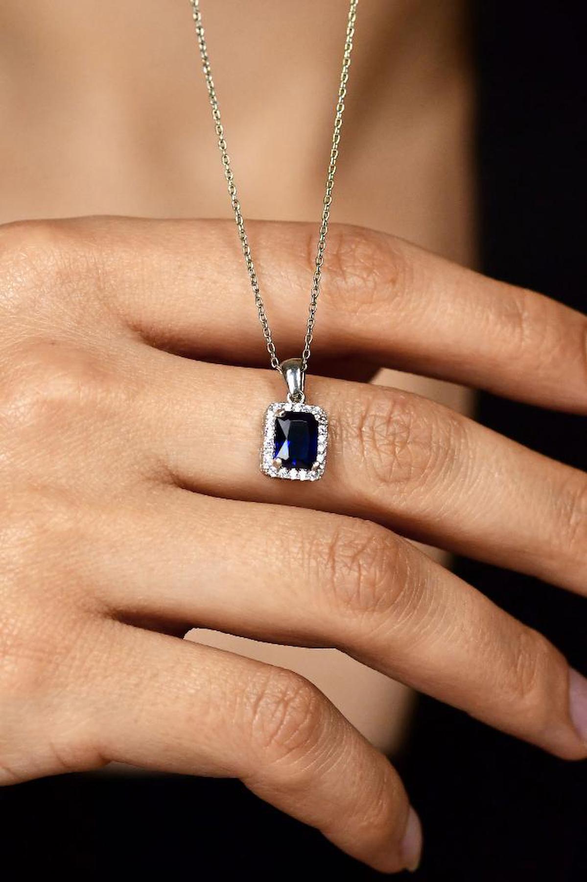 Roza Silver Tektaşlı Siyah Safir Taşlı Baget Düz Zincir Kadın Gümüş Kolye 45 cm