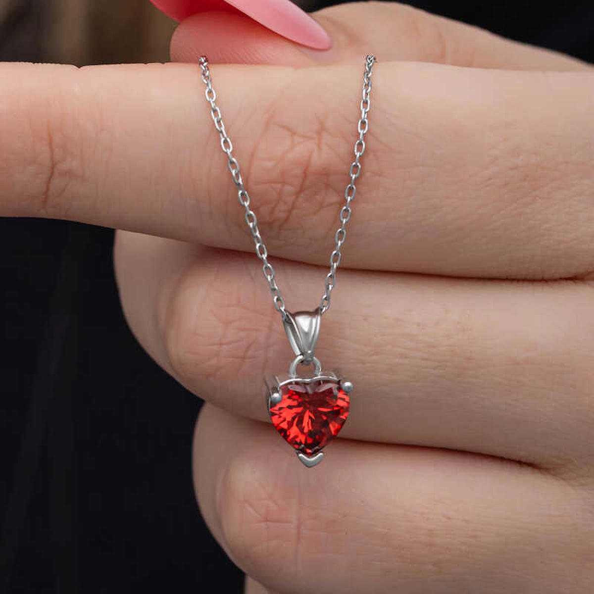 Stillove Kalpli Kırmızı Zirkon Taşlı Düz Zincir Kadın Gümüş Kolye 45 cm
