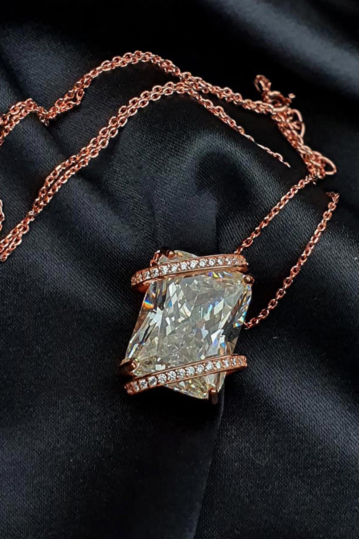 Oseshop Taş İşlemeli Beyaz Taşlı Zincir Forse Zincir Kadın Gümüş Kolye 45 cm